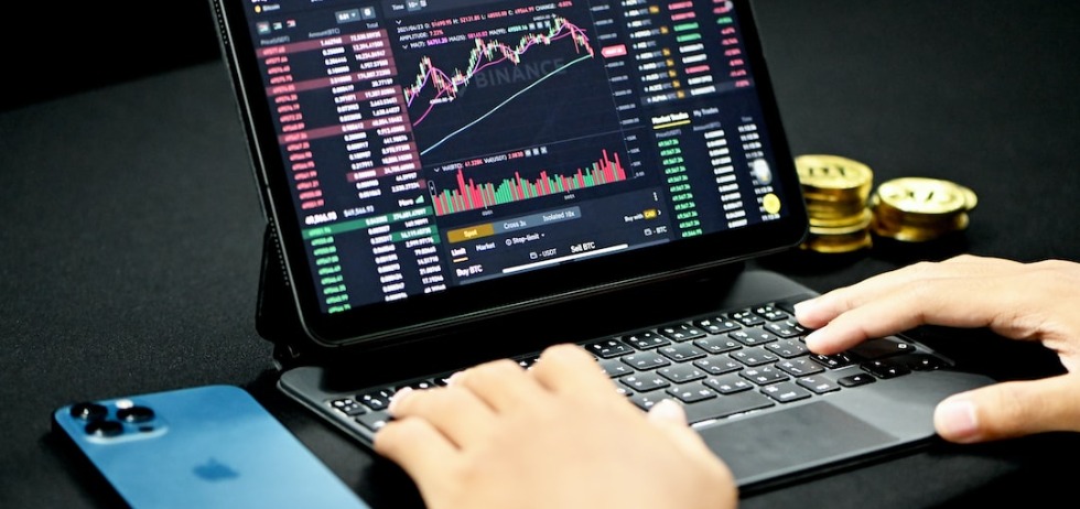 Используйте финансовые инструменты